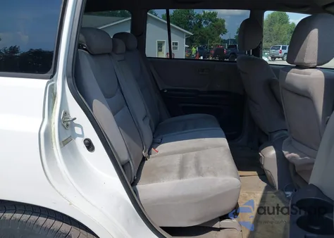 2003 Toyota Highlander V6 from USA, damaged, VIN JTEGF21A830081006